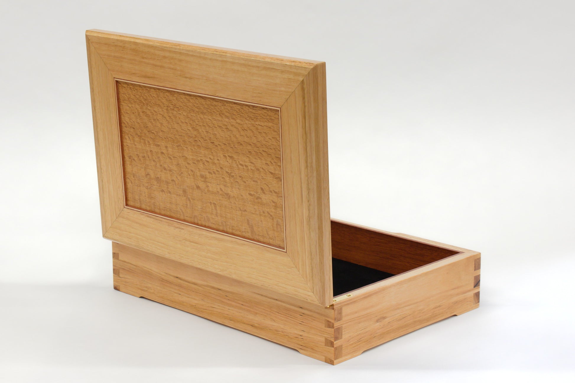 Blackbutt and Silky Oak Document Box